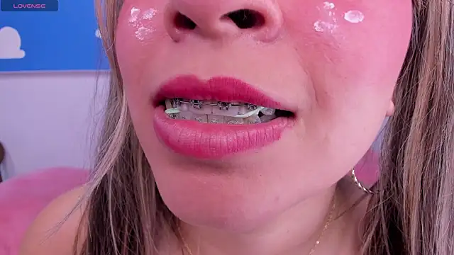 miss__evoletのライブXXXチャット