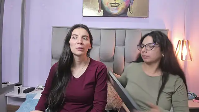 Czat XXX na żywo – Valkiria-and-Dione