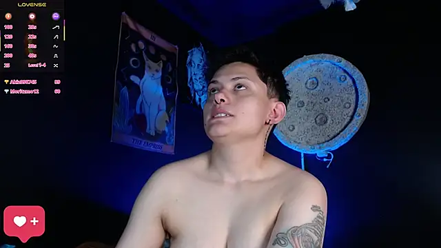 Chatroom XXX en direct de girl_intense444