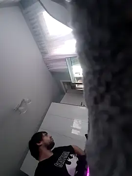 BukkikiWh0re Adlı Modelin Canlı XXX Sohbeti