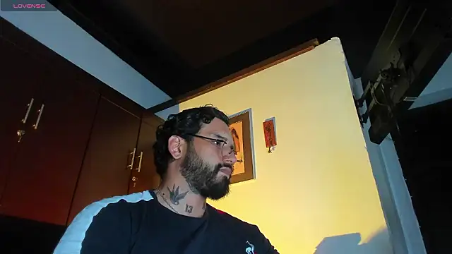 CamiloGray_ Live XXX-Chat