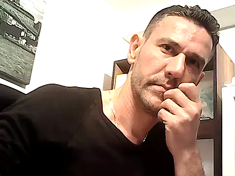 Chat XXX en directo de mastercharisma35