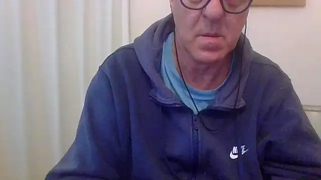 ANONIMO7735 Live XXX-Chat