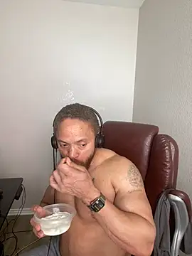 Chatroom XXX en direct de Fathero1time