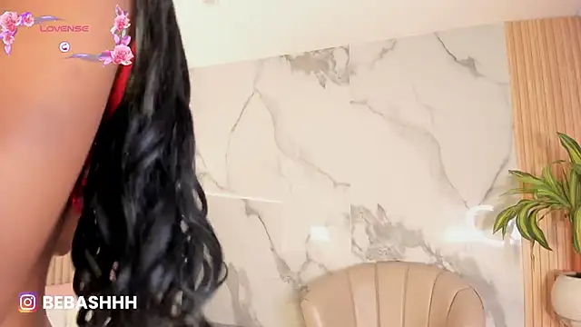 Chat +18 de Fyre_divine ao vivo