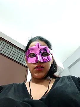 Shivani_hotty Chat XXX in diretta