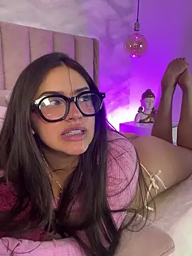 im_miadoll Adlı Modelin Canlı XXX Sohbeti