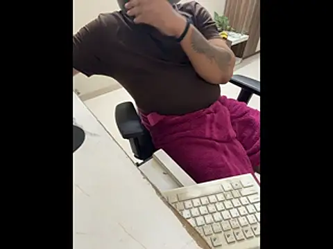 FlirtyxBoy Live XXX-Chat