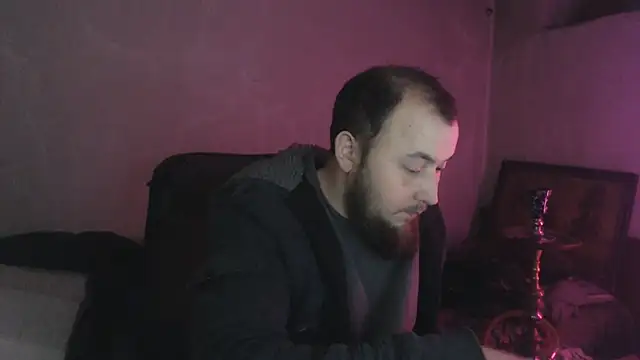 Show modela BIG-COCK-OMG na web-kameri