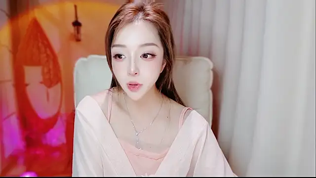 zizi-a Adlı Modelin Canlı XXX Sohbeti