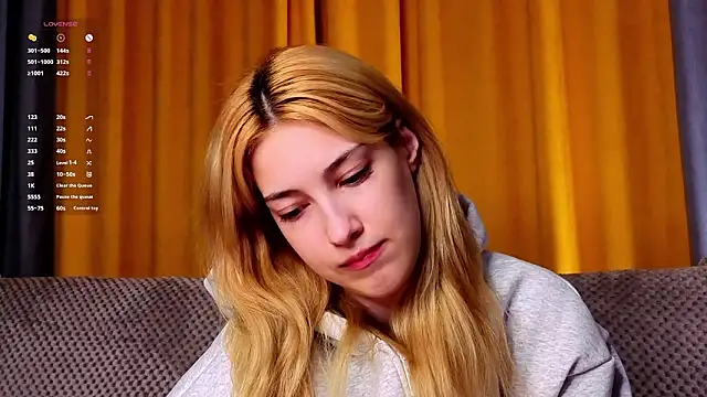 AngelicRice Adlı Modelin Canlı XXX Sohbeti