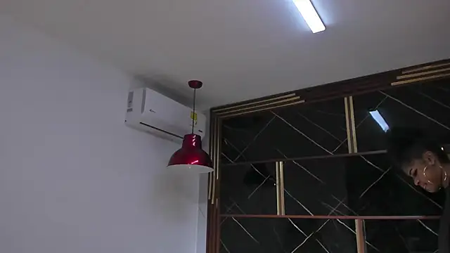 Sembang XXX Secara Langsung HannyThompson