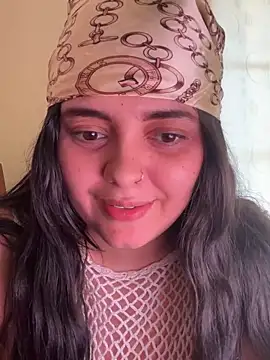 Chatroom XXX en direct de candicewest_