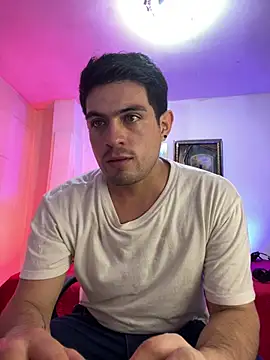 williamsmiiths16 Live XXX-Chat