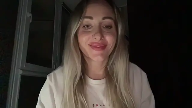 Show modela _Limmas_ae na web-kameri