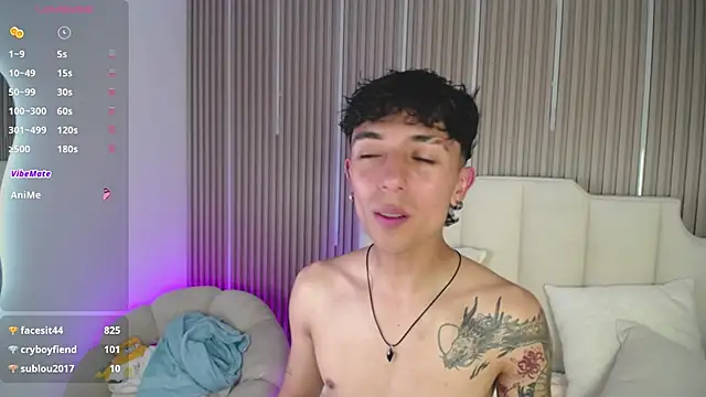 Aiden_Rivers_ Live XXX-Chat