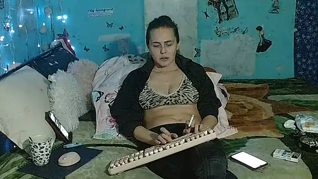 Chatroom XXX en direct de brighteyes77