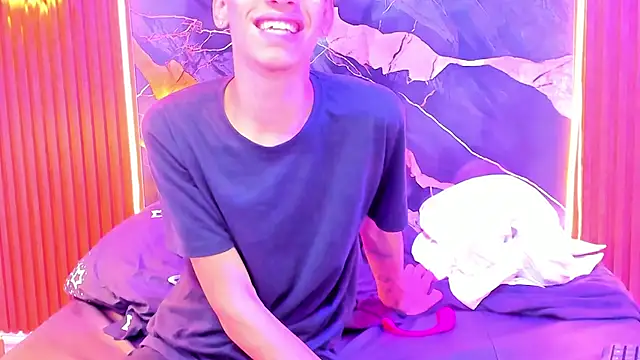 Lucky_boys__X Live XXX-Chat