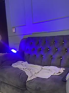 Chatroom XXX en direct de Naya_Noir