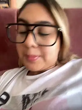 Miabonnett_ – Naživo XXX chat