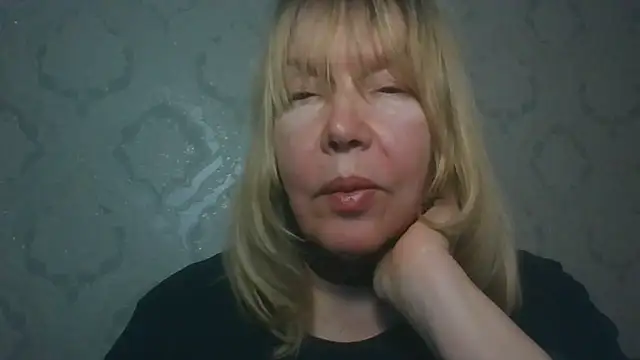 OlgaShine – Naživo XXX chat