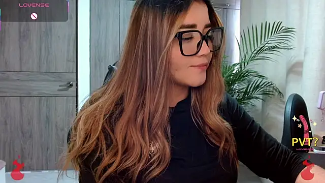 Lucia_star__ – Naživo XXX chat