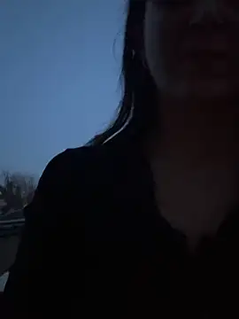 -OLYA-'s Live XXX Chat