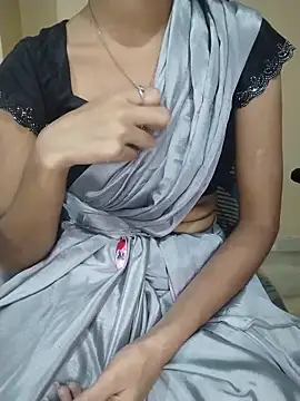 Slaygirl9 Adlı Modelin Canlı XXX Sohbeti