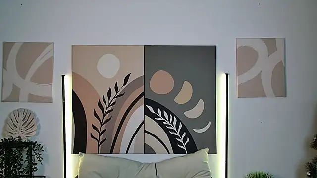 SarahRice Adlı Modelin Canlı XXX Sohbeti