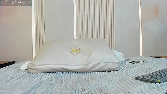 eva_lain Adlı Modelin Canlı XXX Sohbeti