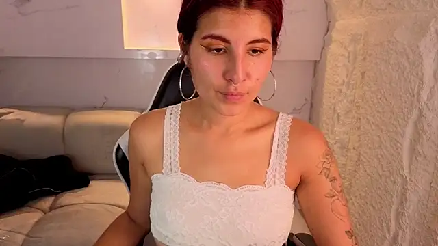 emily__tp Adlı Modelin Canlı XXX Sohbeti