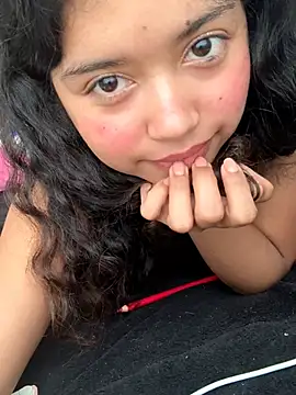 Peach_Girll Adlı Modelin Canlı XXX Sohbeti