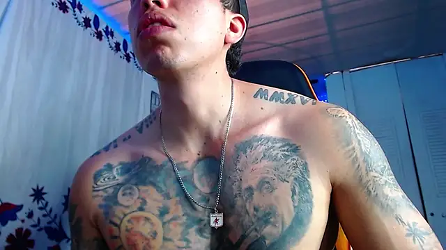 Adam_Hudsond Adlı Modelin Canlı XXX Sohbeti