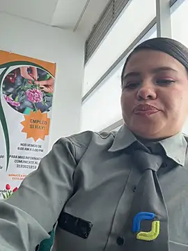 Ariana-07's Live XXX Chat