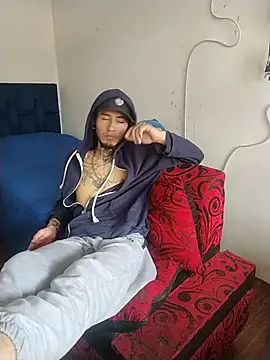 Tattoboy19cm Webcam-Show