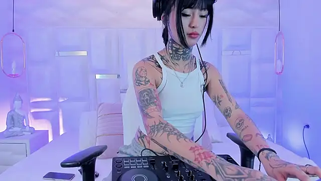 doll__bella: απευθείας συνομιλία ΧΧΧ