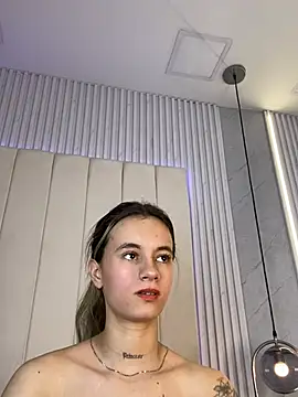 JuliaColemann's Live XXX Chat