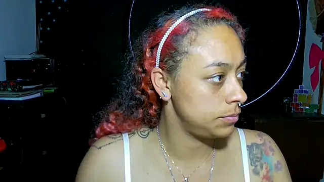 Chatroom XXX en direct de Cata_Blue__