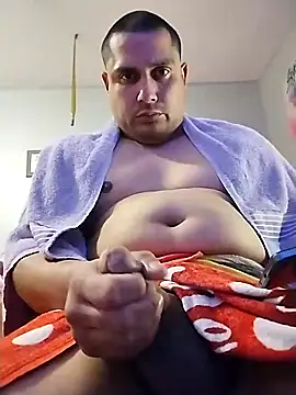 thickcocklatino's Webcam Show