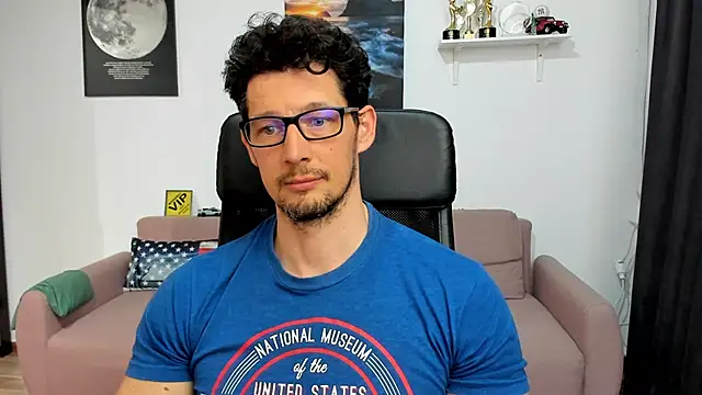 Chat +18 de BrutusK08 ao vivo