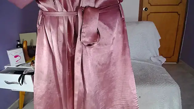 sophia_ny: онлайн-секс-чат