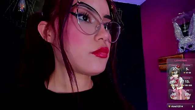 Alexa_Slave Chat XXX live