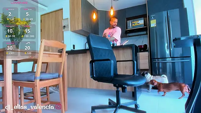 fitnolan's Live XXX Chat