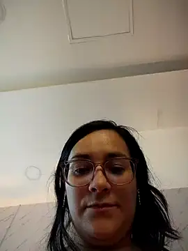 Michell_Monet: онлайн-секс-чат