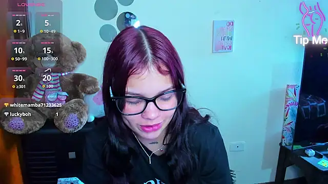 Ema__Luna 现场XXX聊天