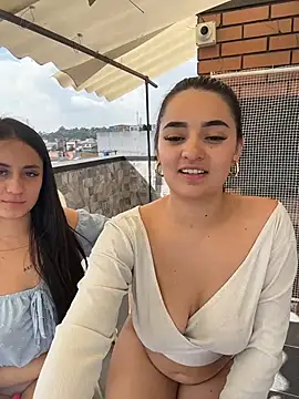 Chatroom XXX en direct de Antonella_Julieta