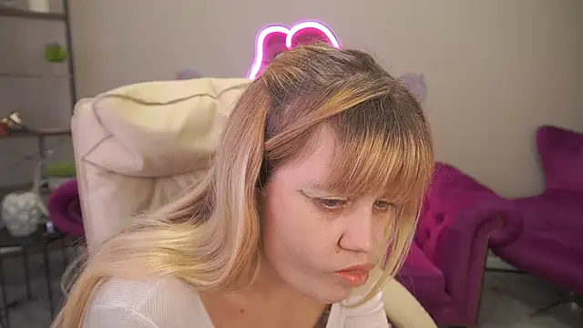 BellaLaPetitn Live XXX chat