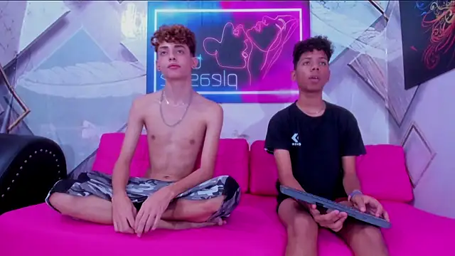 Spicy_guys Chat XXX live