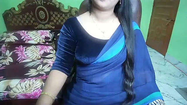 Chat +18 de BengaliQueenStar ao vivo