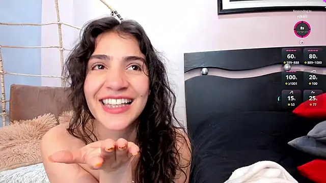 Chat XXX ao vivo de Miranda_doll_